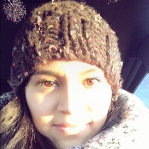 Meet your Posher, Adriana